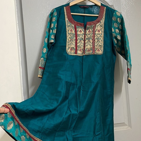 Silk kurta in size large - Picture 4 of 8